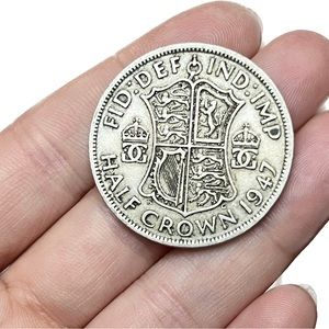 🎈$10 add on - 1947 HALF CROWN - George VI